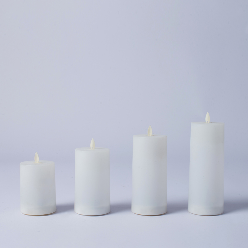 Lot de 4 bougies LED solaires blanches